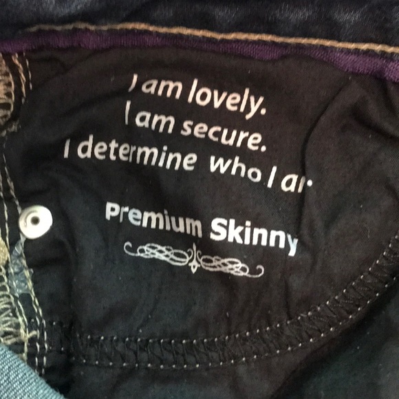 a.n.a Dark Wash Mid-Rise Skinny Jeans Size 31 aka 12P - Picture 6 of 9